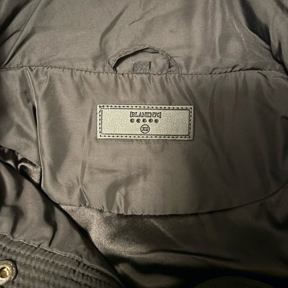 Blank NYC Crop Bomber Jacket Size Small Excellent Condition. - Picture 8 of 9